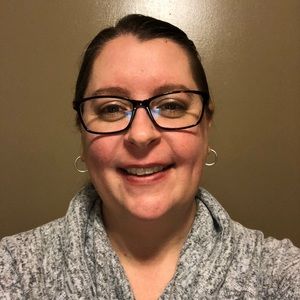 Meet your Posher, Casey